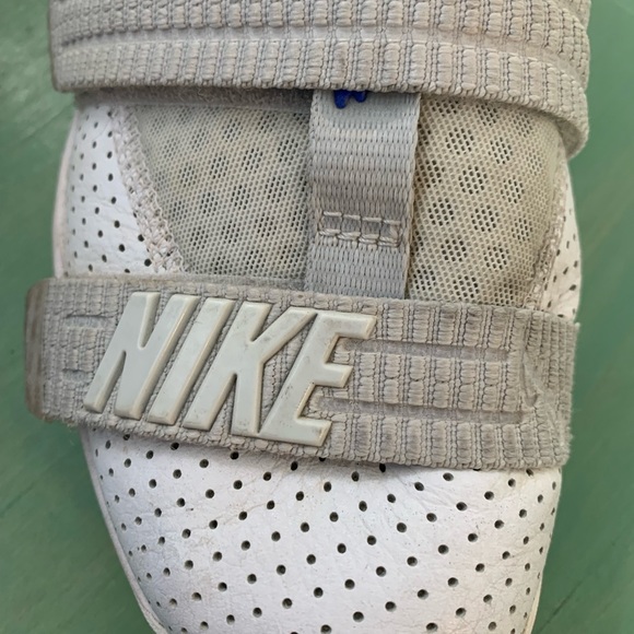 - Nike LeBron Soldier 11 Ultramarine Y 6.5 White Salmon Blue - Picture 8 of 10